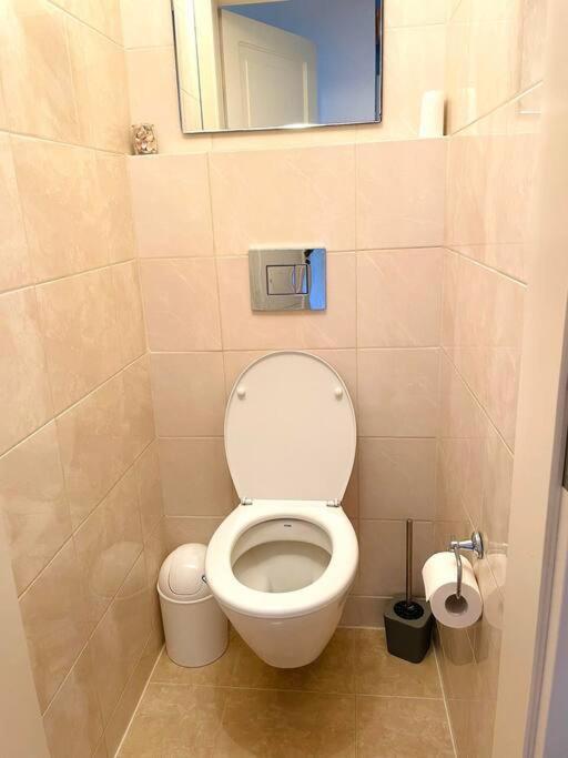 Apartament Pod Pawiem Olsztyn  Exteriör bild